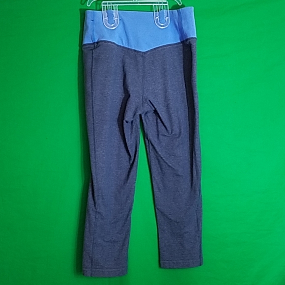 Nike Women's Dri-Fit Yoga / Running Pants - Picture 2 of 3